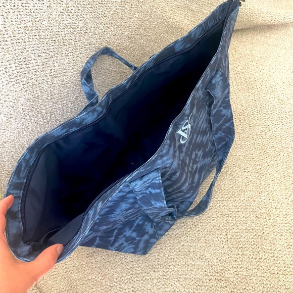 Utility bag - Picture 2 of 2